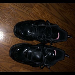 Nike air monarch extra wide